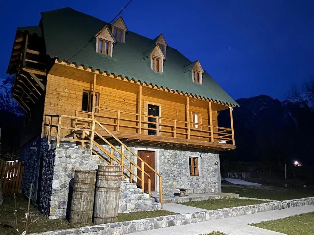 Bujtina Vellezerit Grrela Hotel Theth